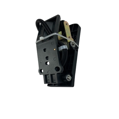 Pedale di riposo del freno del gas per auto di tutti gli stili per SINOTRUK HOWO Accessori elettronici del pedale del gas