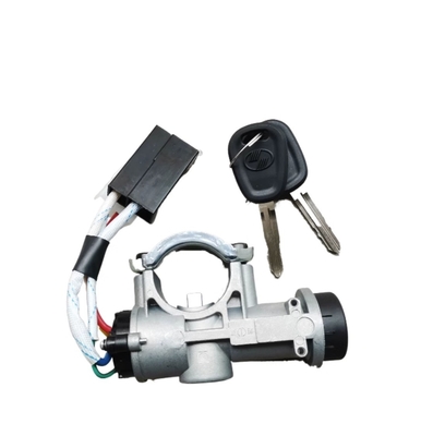 Ricambi per camion YUEJIN N600300114 NJ1043 Chiave e montaggio dell'interruttore di accensione