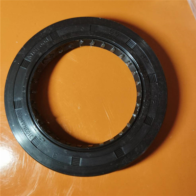 Immagine di fabbricazione di guarnizioni di olio per ruote anteriori per ricambi per autocarri Yuejin NJ1038 3028